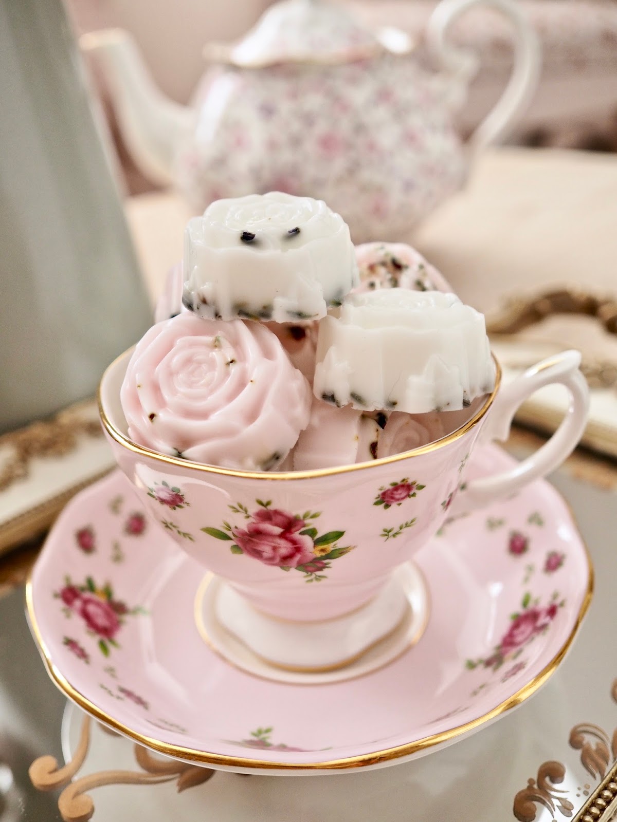Mother's Day DIY Gift Ideas DIY rose scented soap