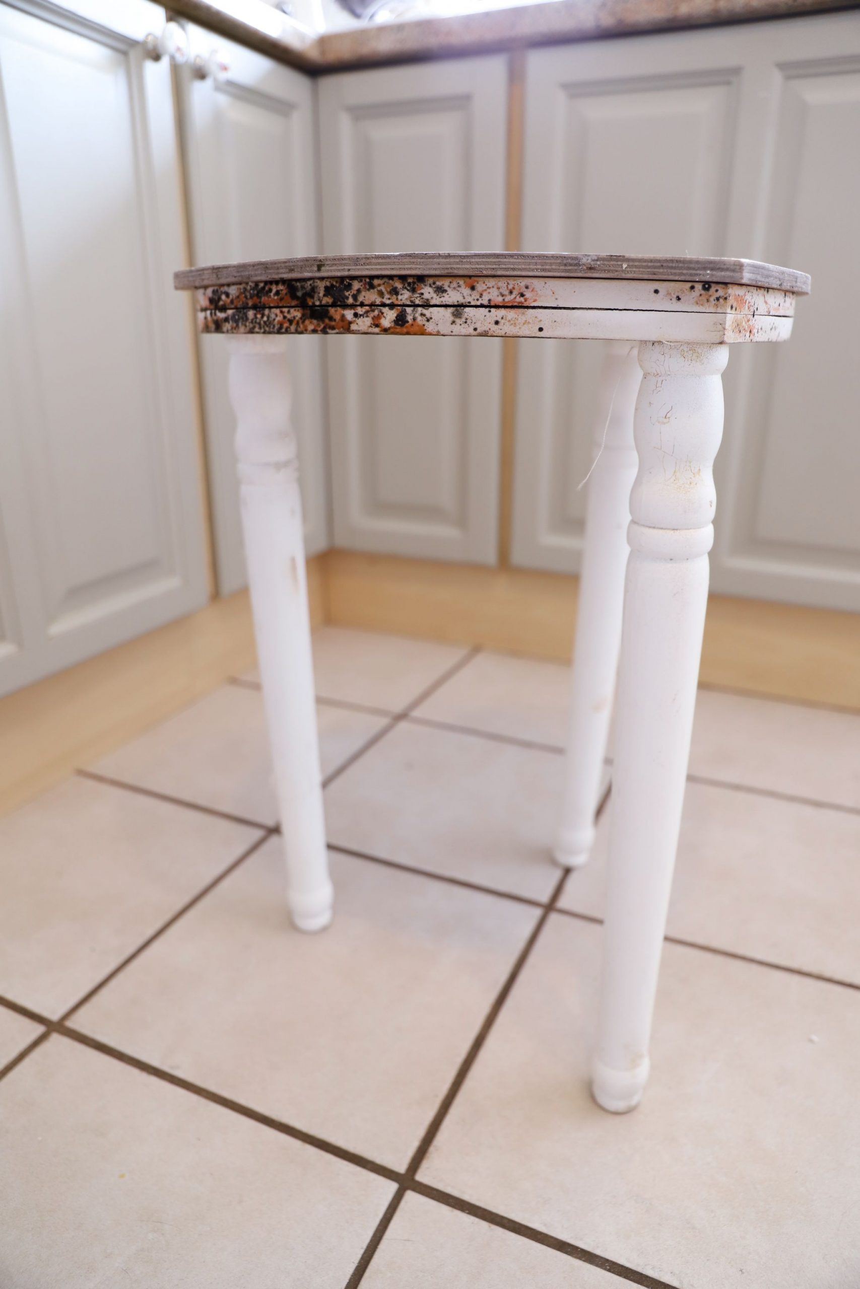 Mouldy Love Heart Table Makeover