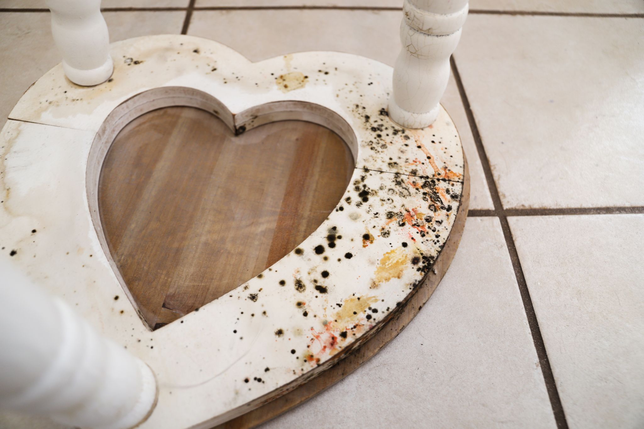Mouldy Love Heart Table Makeover