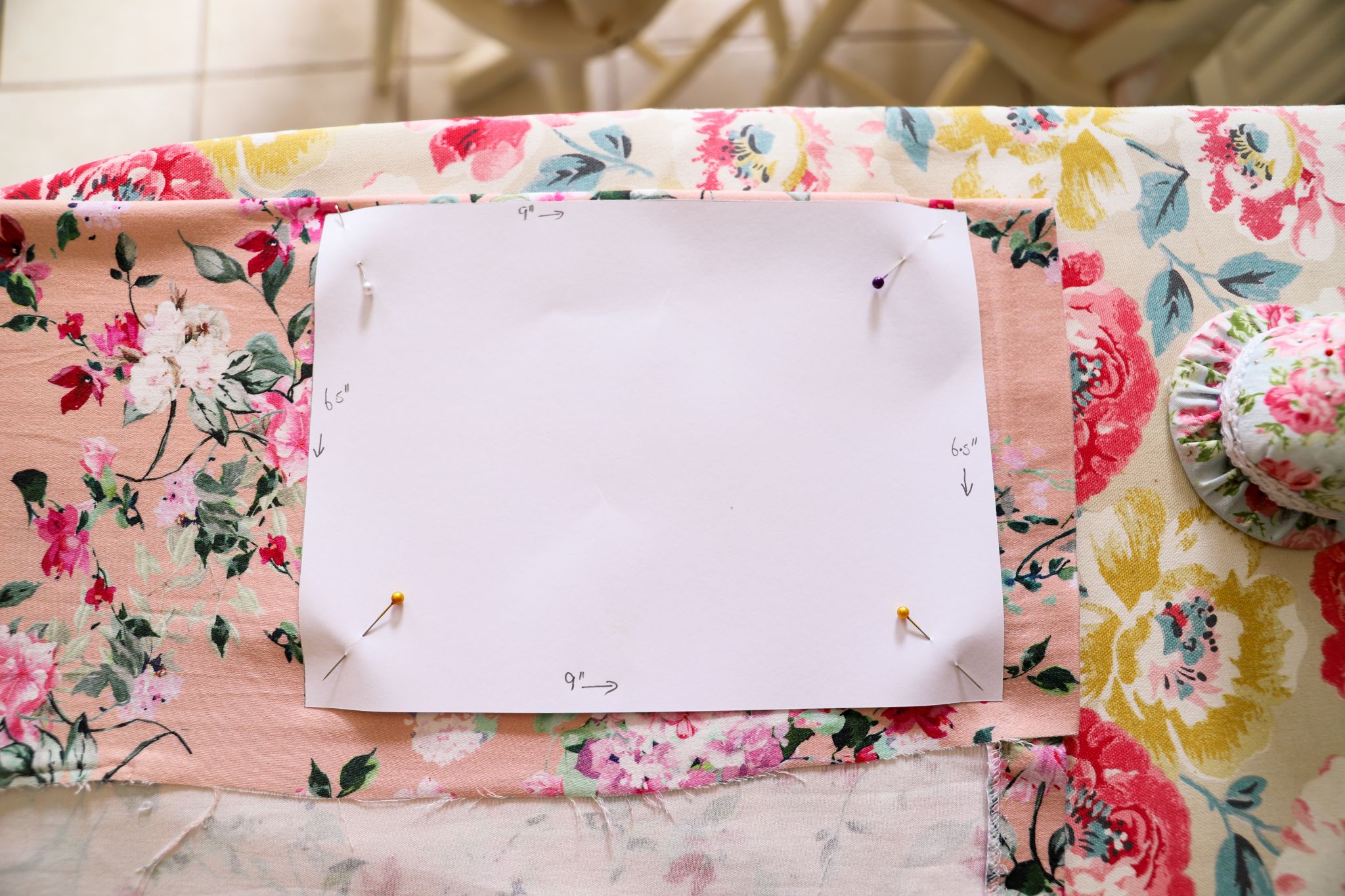 DIY floral zipper pouch