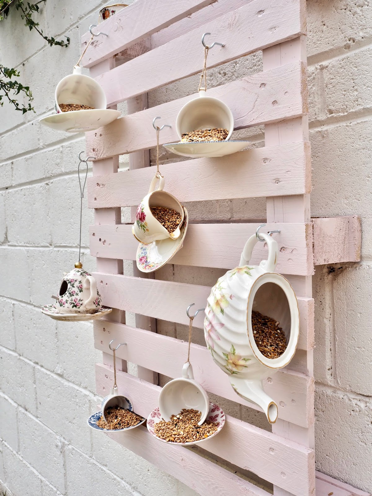 DIY Teapot Bird Feeder Made From Pallet Wood