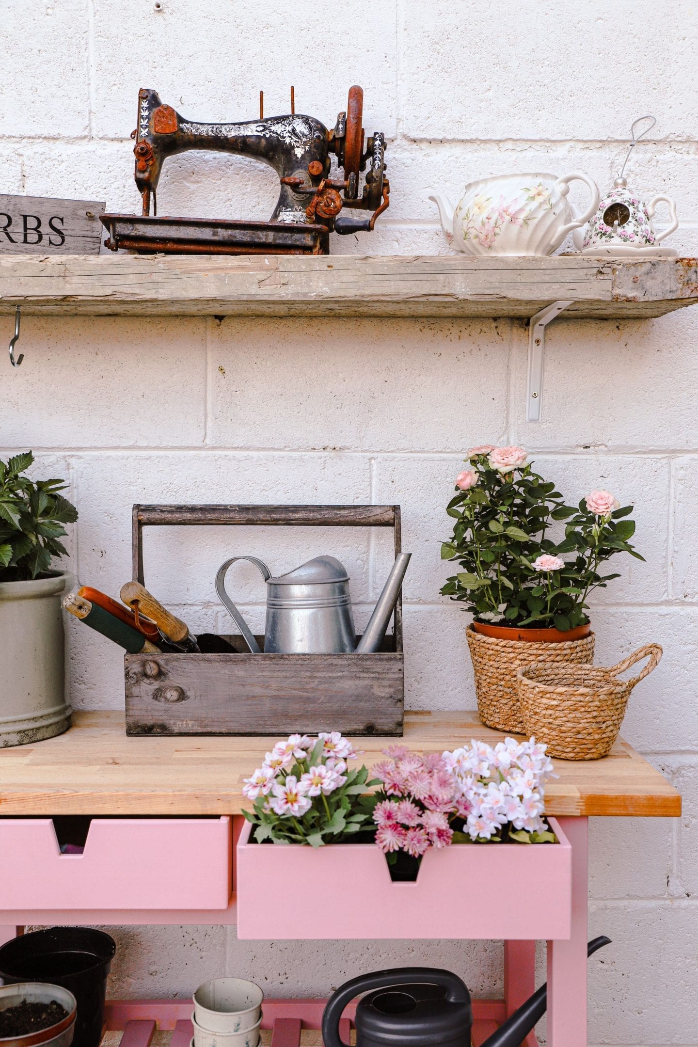 How I hacked an Ikea Forhoja cart into a garden potting bench