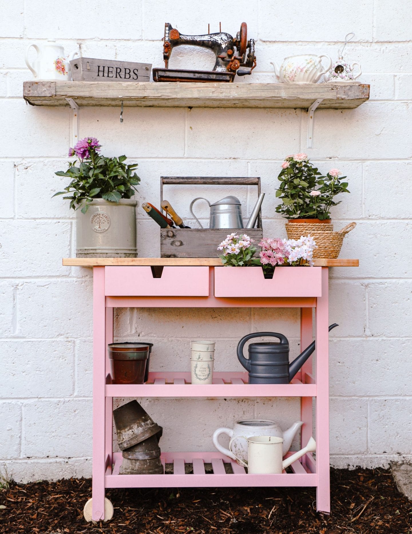 How I hacked an Ikea Forhoja cart into a garden potting bench