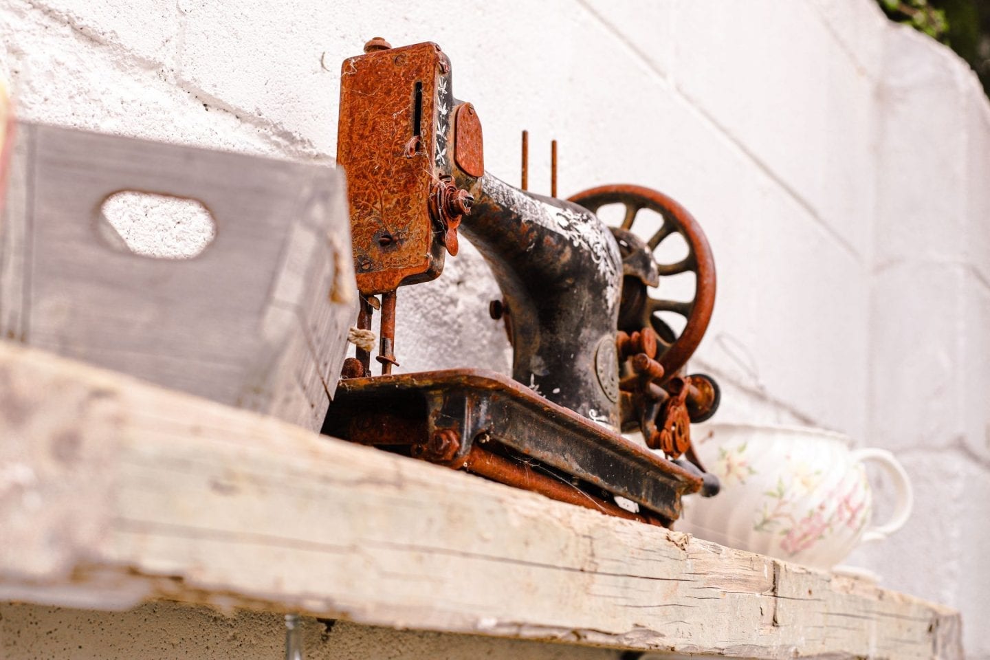 vintage singer sewing machine