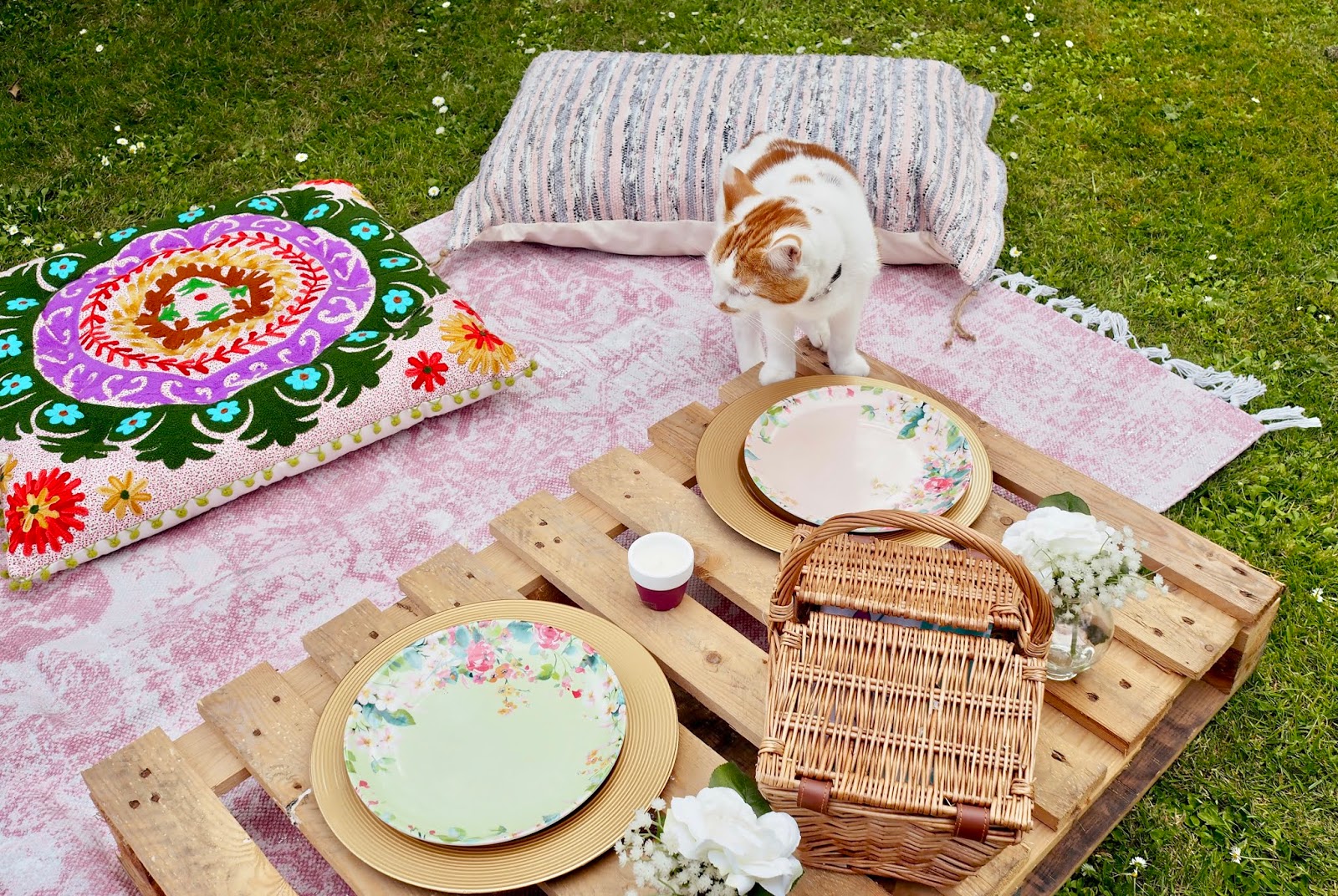 DIY Summer garden party idea