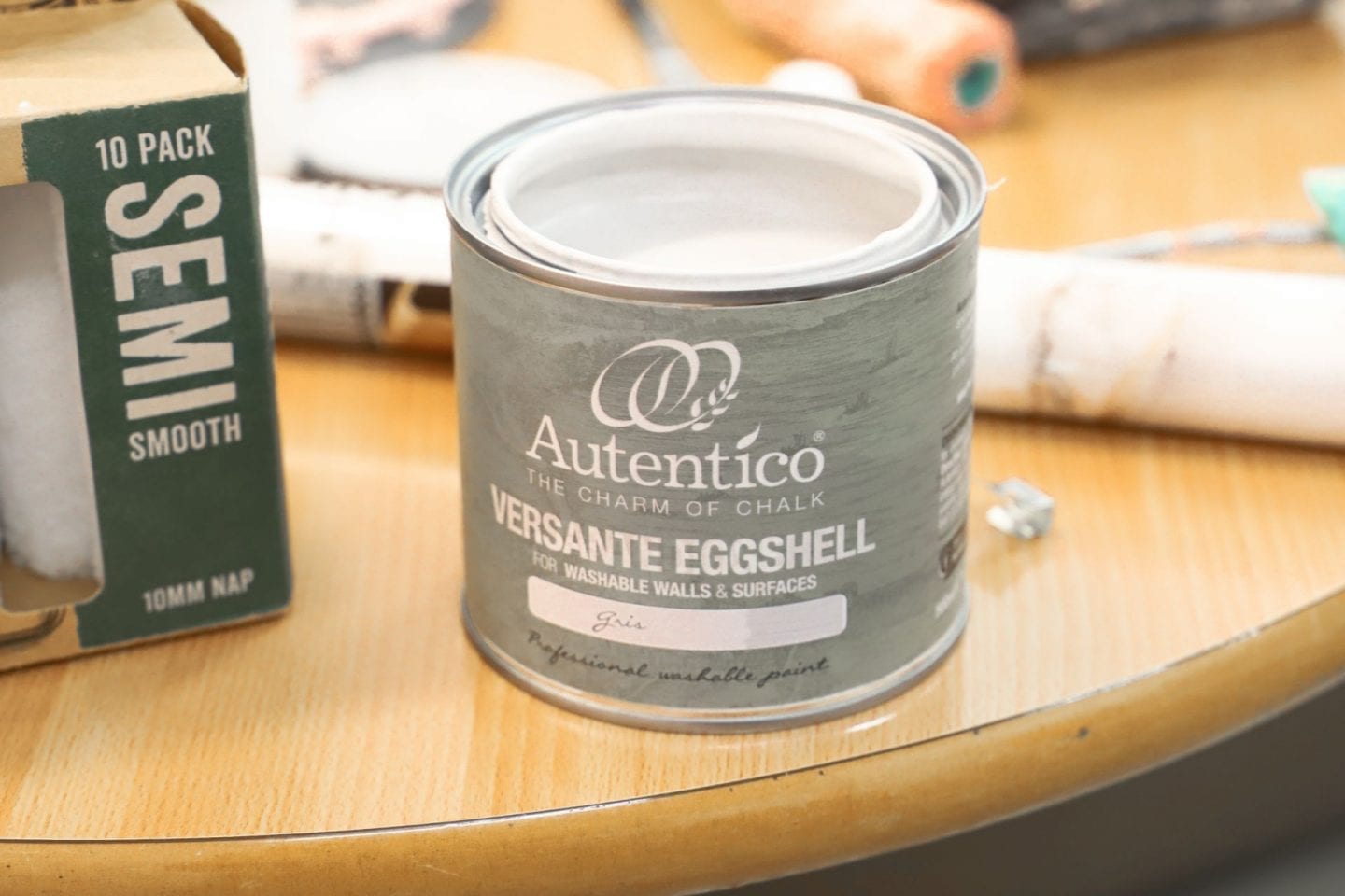Autentico versante eggshell gris