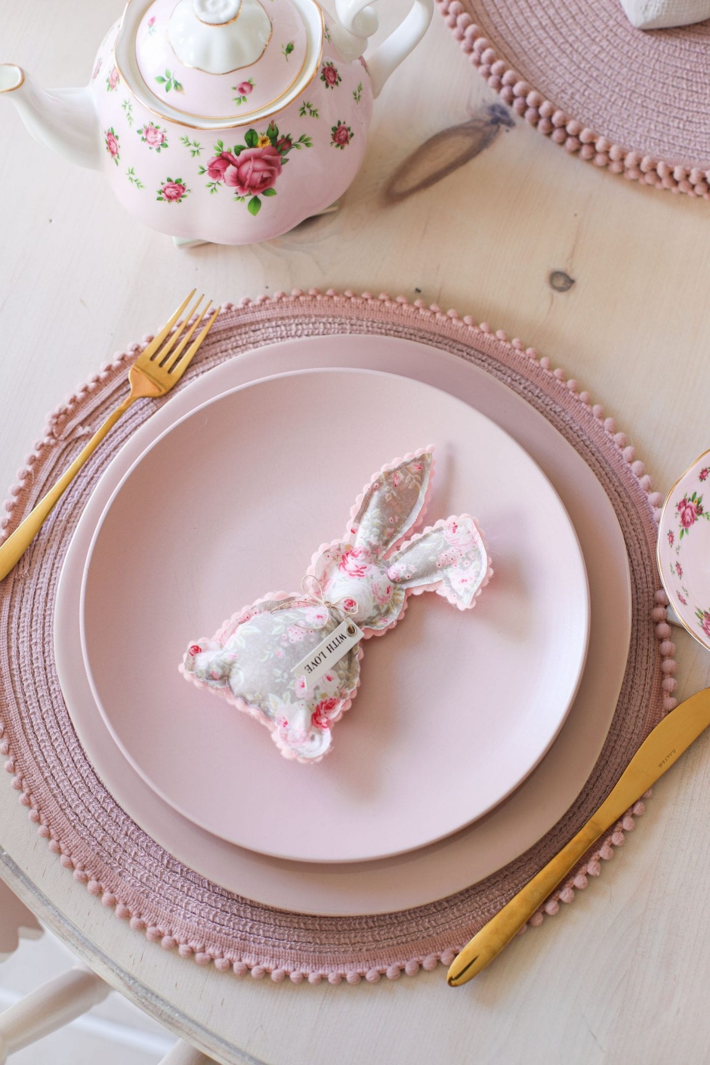 Easy Sew Easter Bunnies - Dainty Dress Diaries