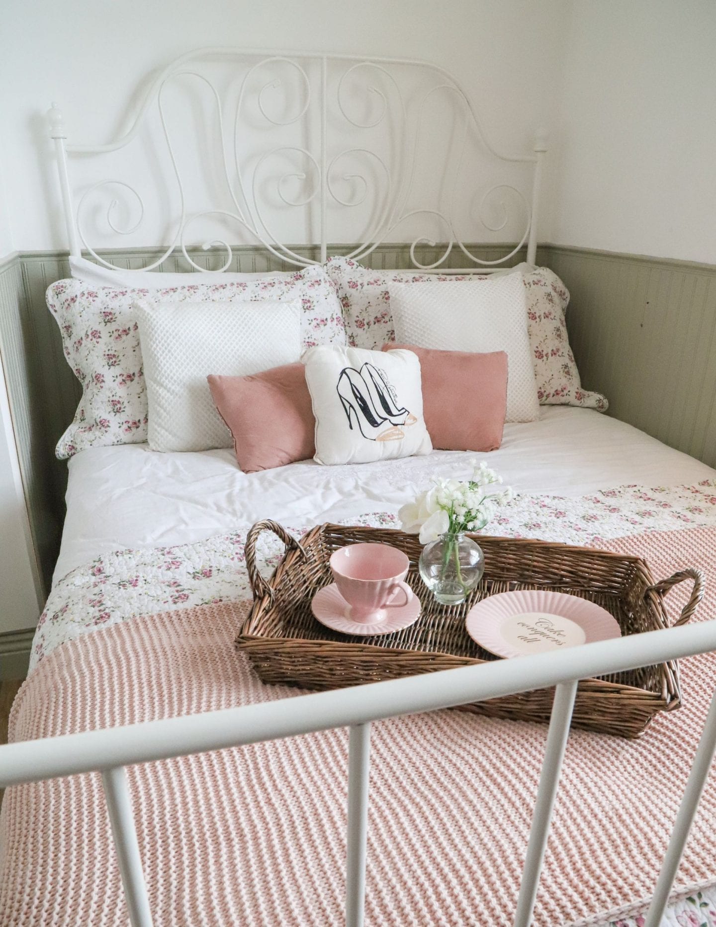 Small Bedroom Makeover, Ikea Leirvik