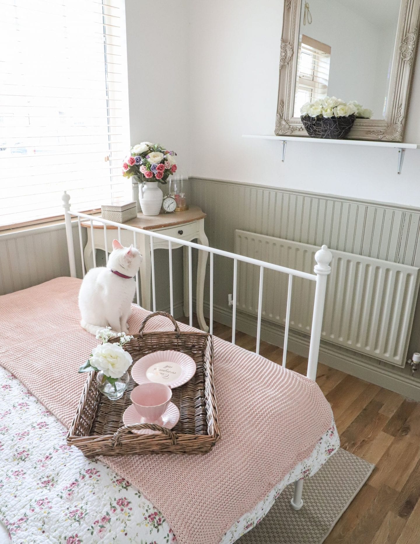 Small Bedroom Makeover, Ikea Leirvik