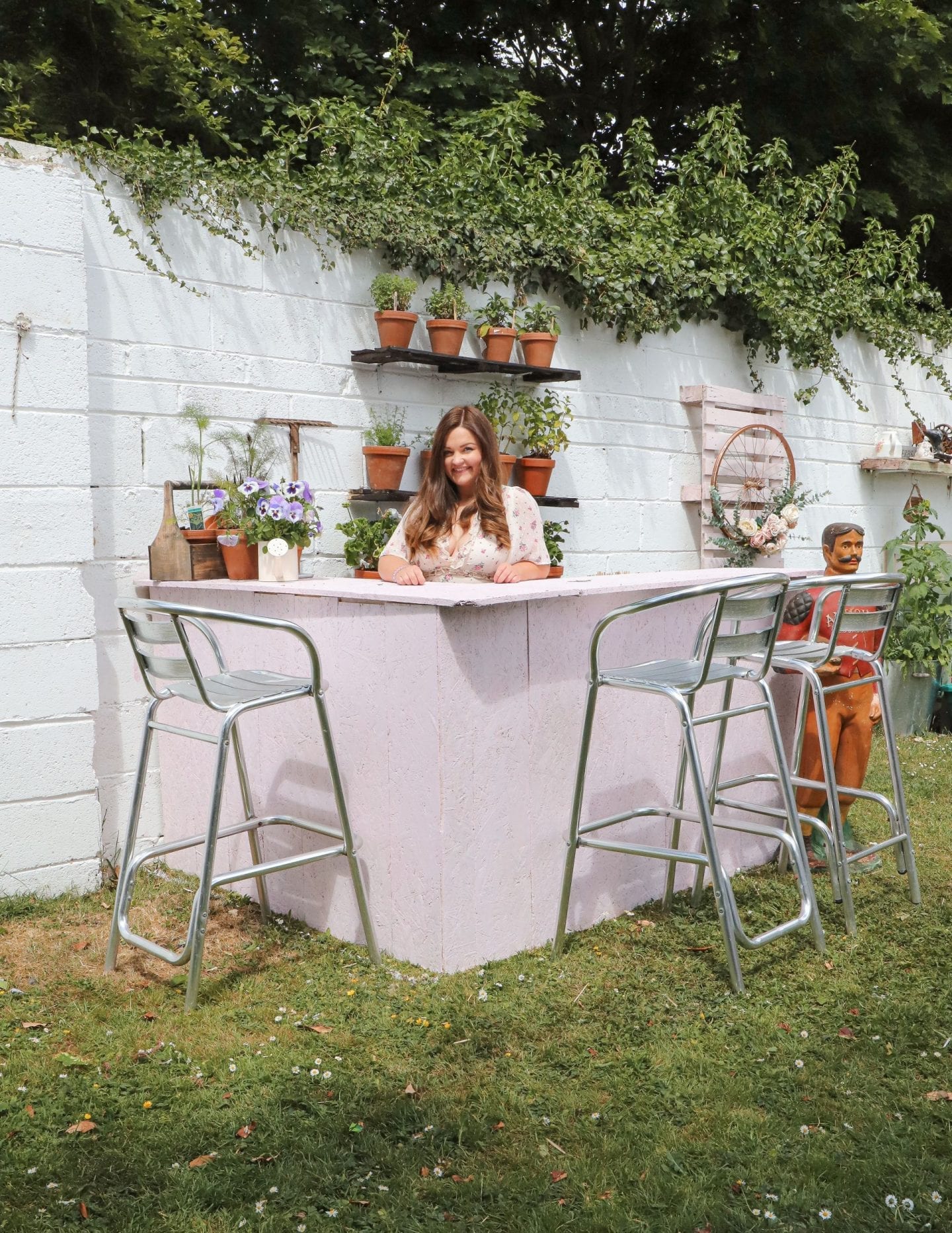 DIY Garden Bar