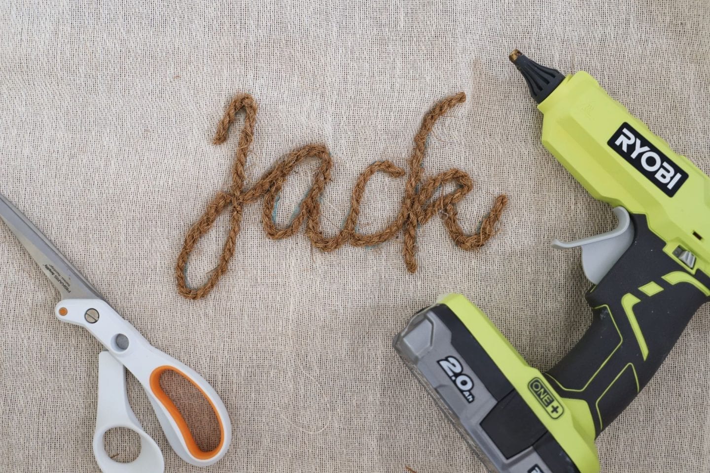 How to personalise a santa sack