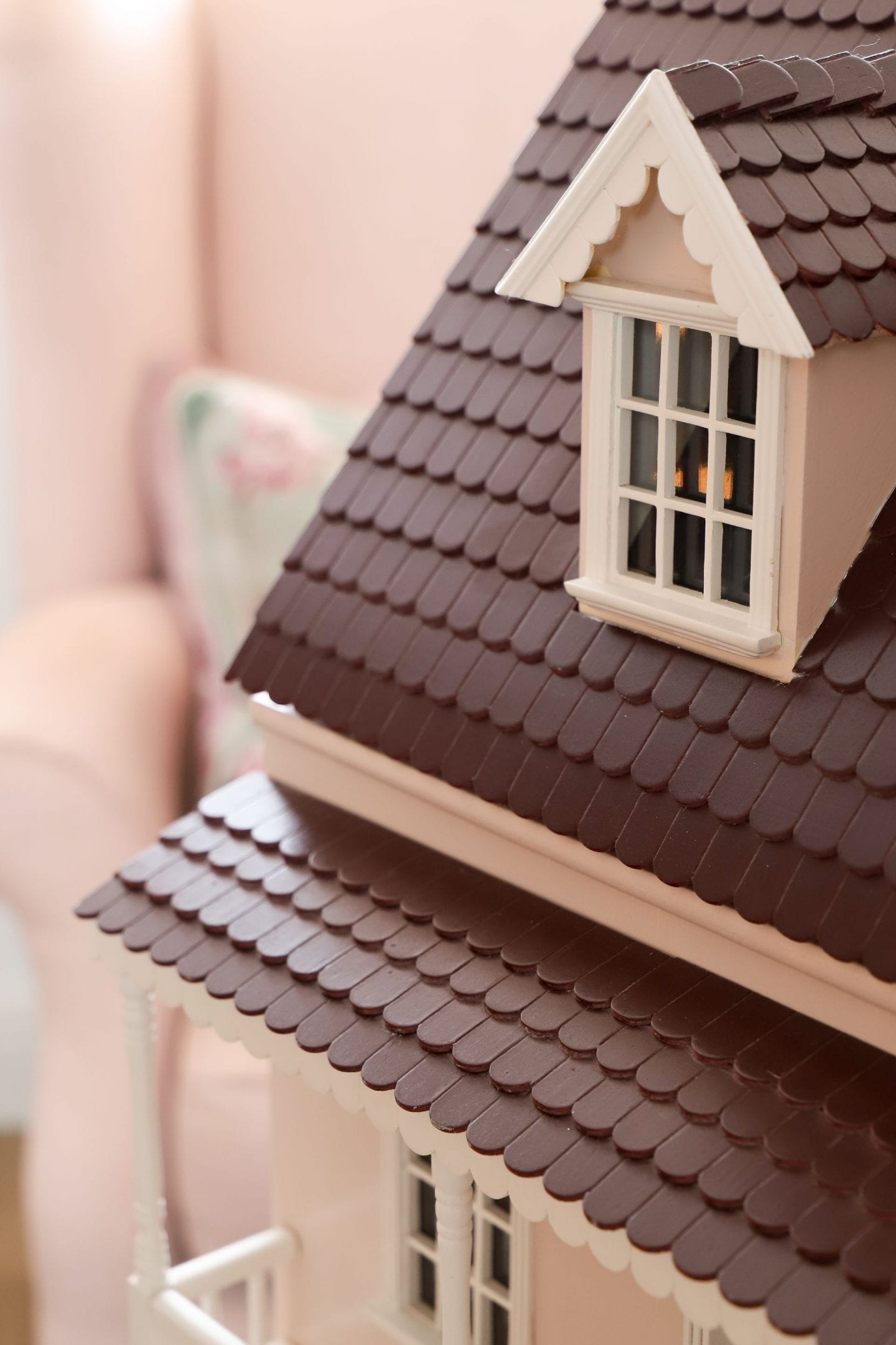victorian dollhouse makeover