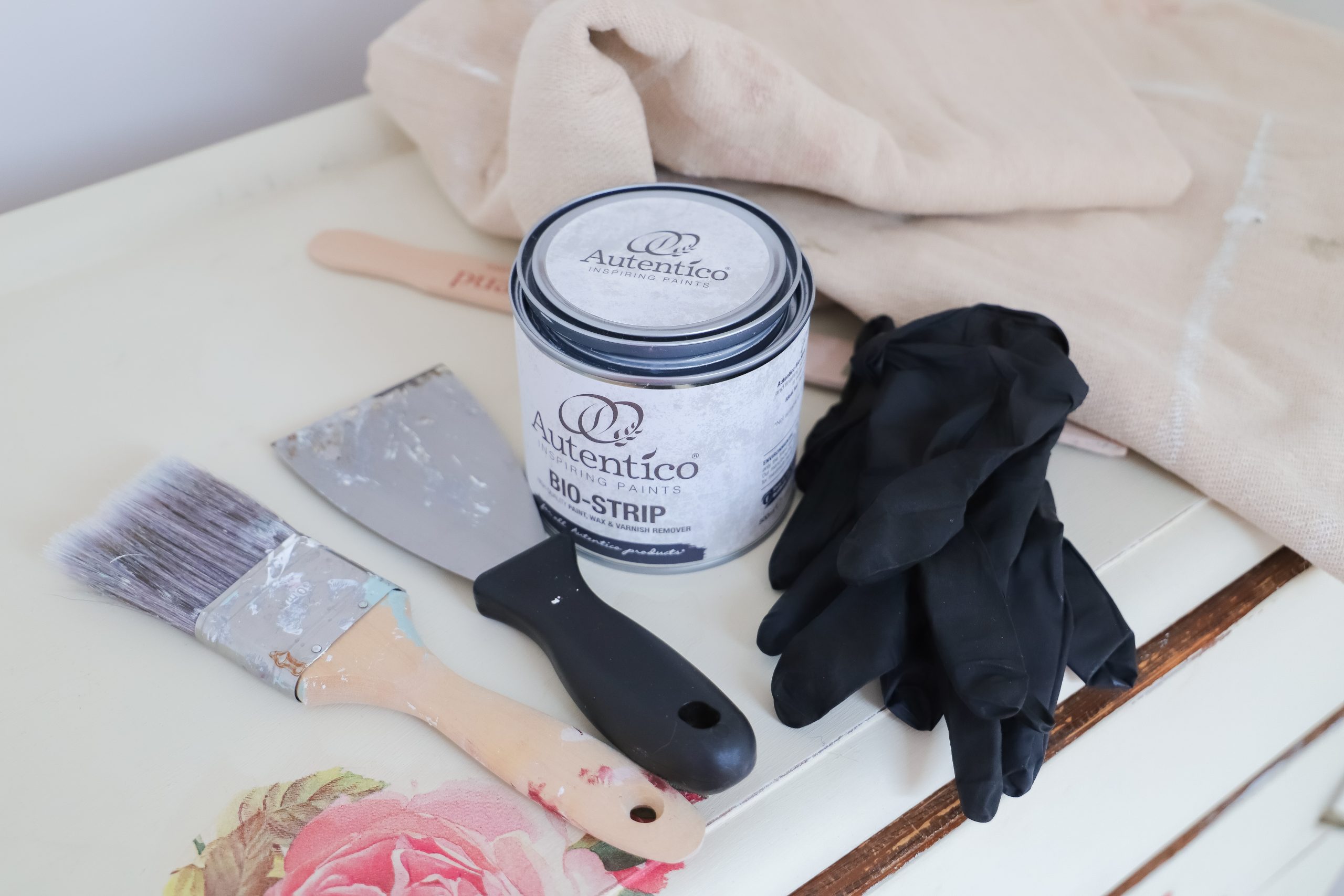How To Effortlessly Remove Chalk Paint Dainty Dress Diaries