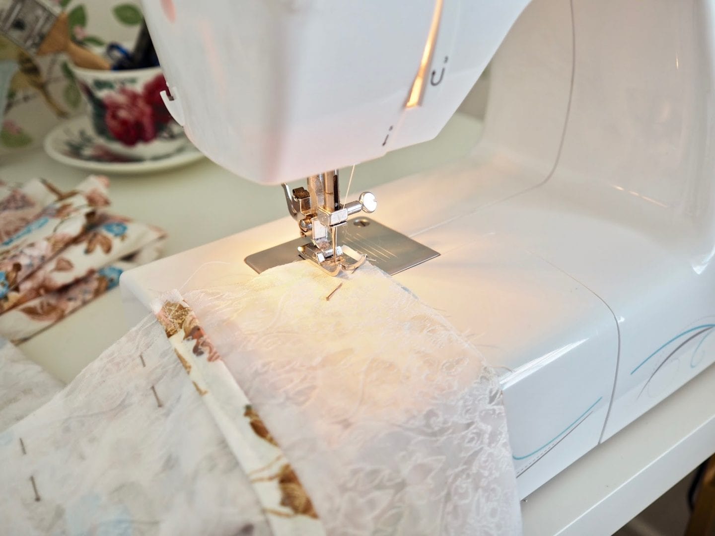 Common Sewing Machine Problems & How To Fix Them Dainty Dress Diaries