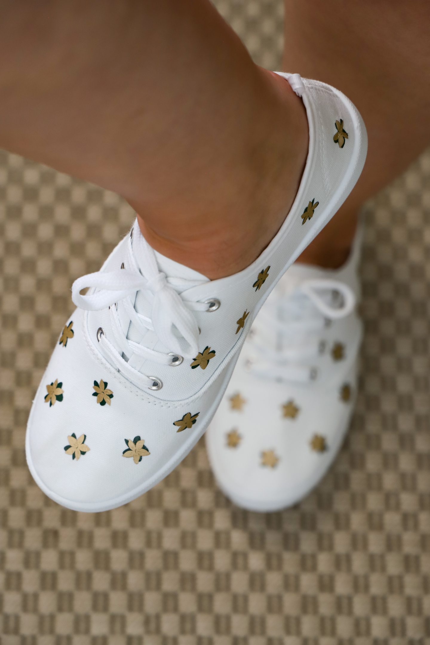 DIY Personalised runners using heat transfer vinyl. 