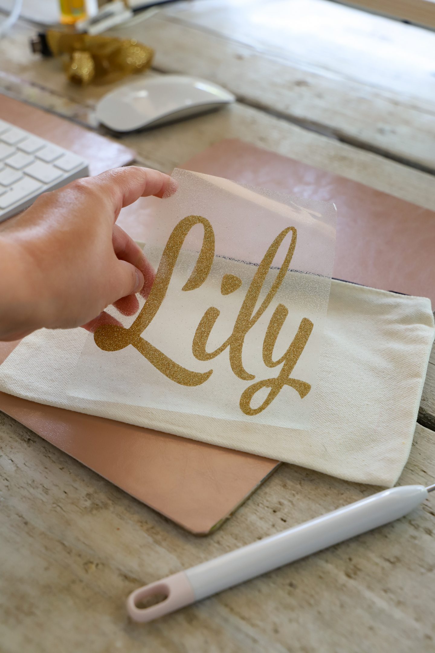 Cricut Joy projects. Personalised pencil case. 