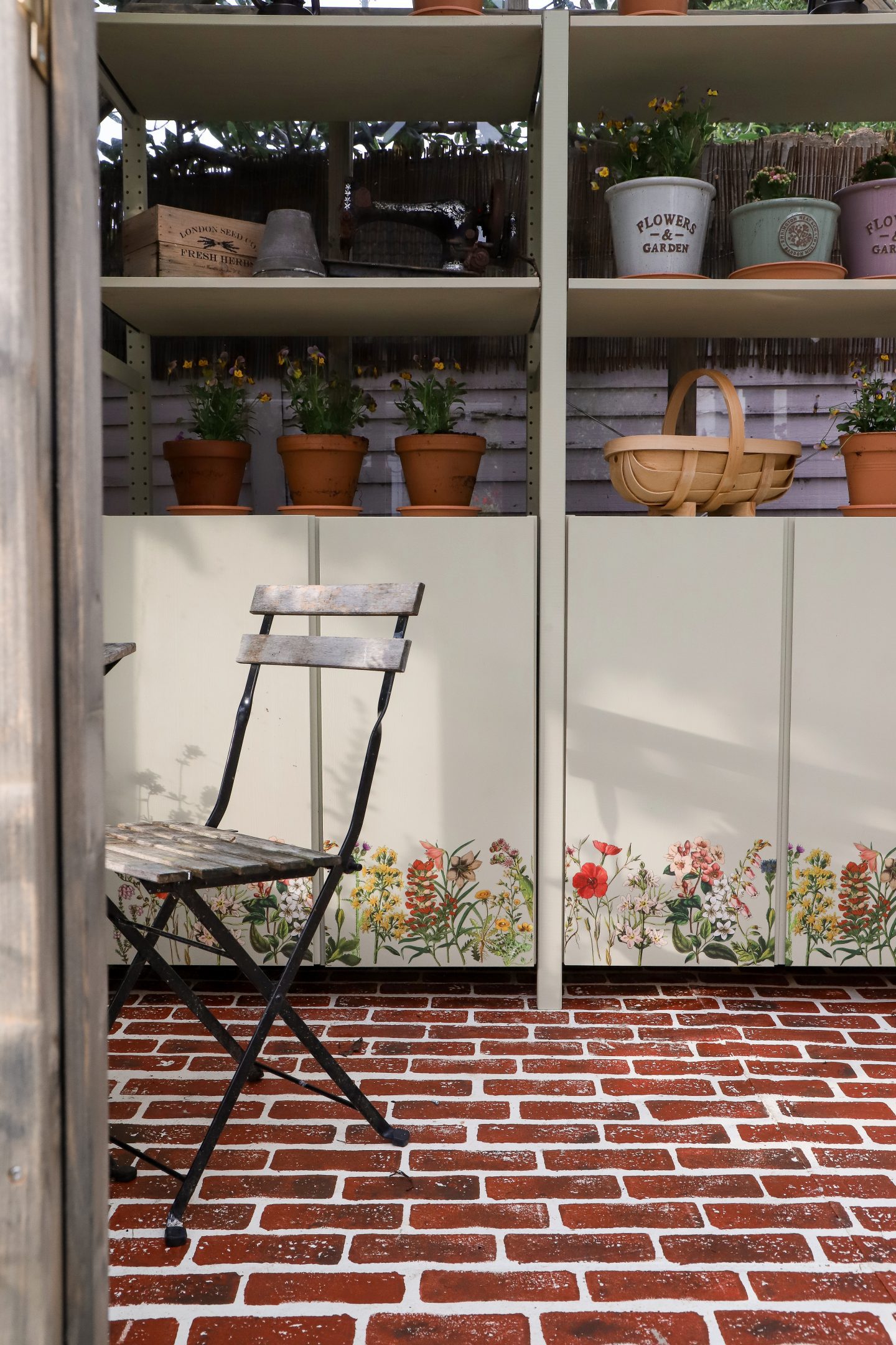 Cute Ikea Ivar Shelf makeover, How To Paint Ikea Ivar? Dainty Dress