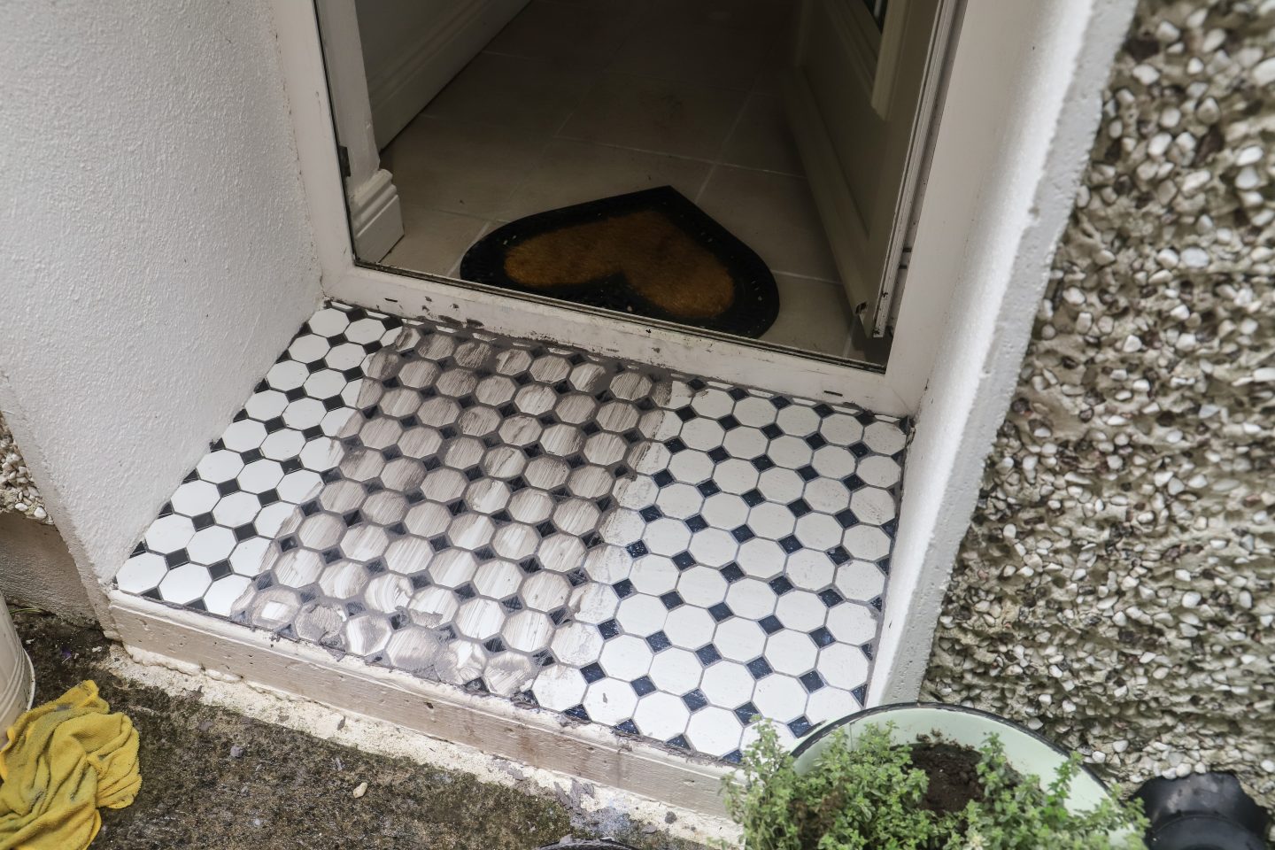 DIY tiled front step.