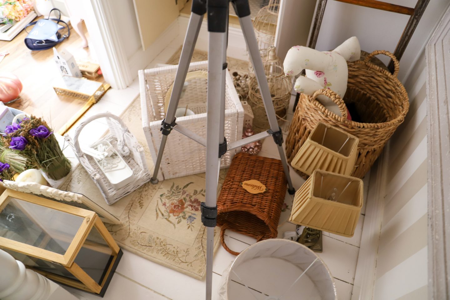 Homeware clutter