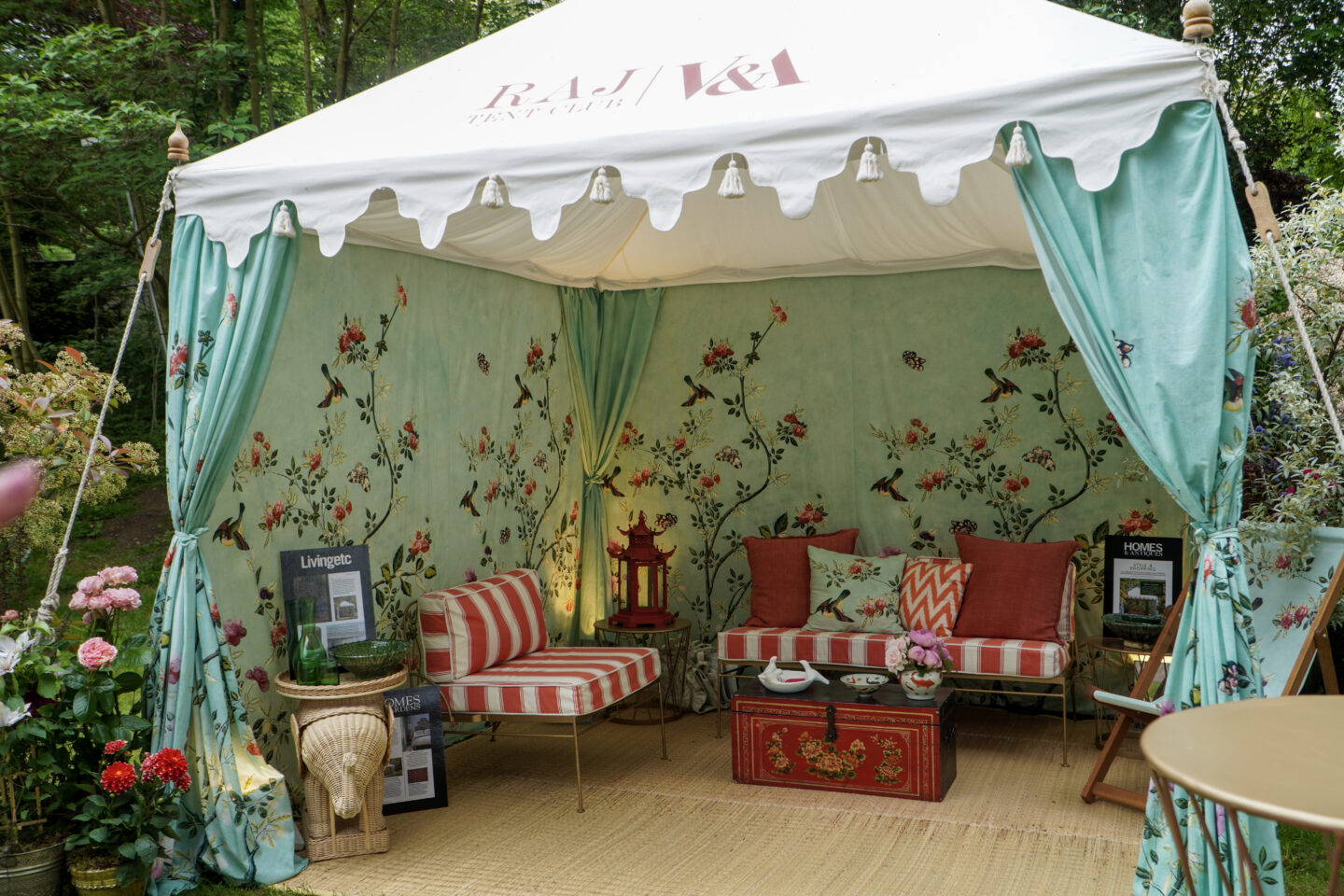 Garden seating area